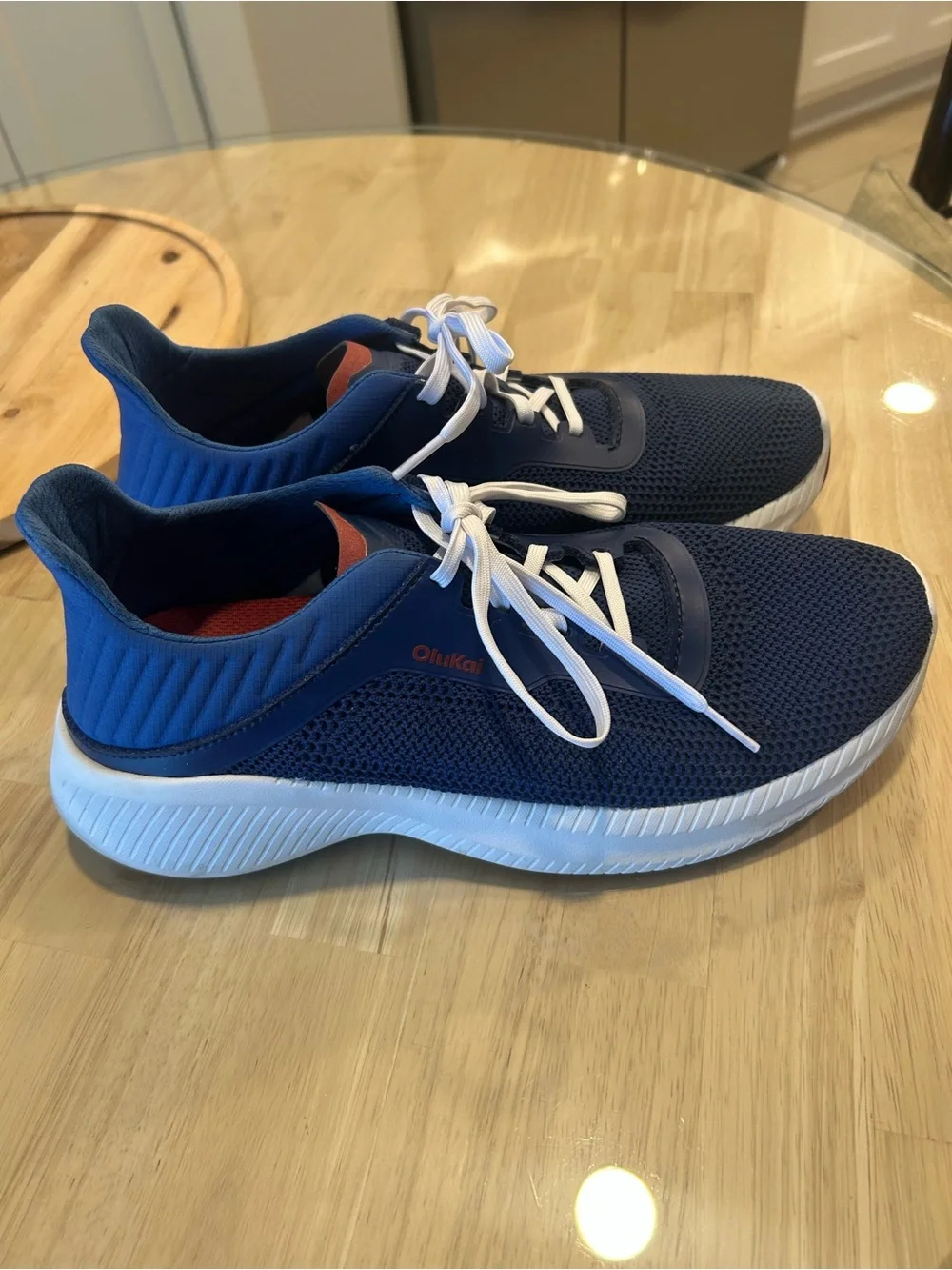 OluKai Men’s Island Hoppers Size 10 Knit Sneakers - Picture 2 of 10